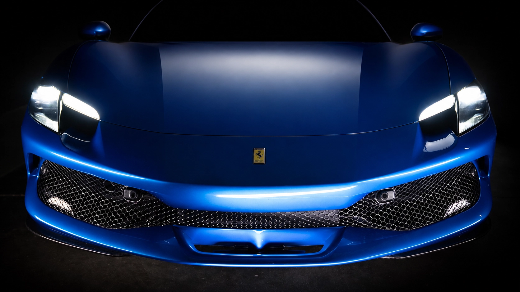Masterpiece_Automobile_Uniden_R9w_Ferrari_27